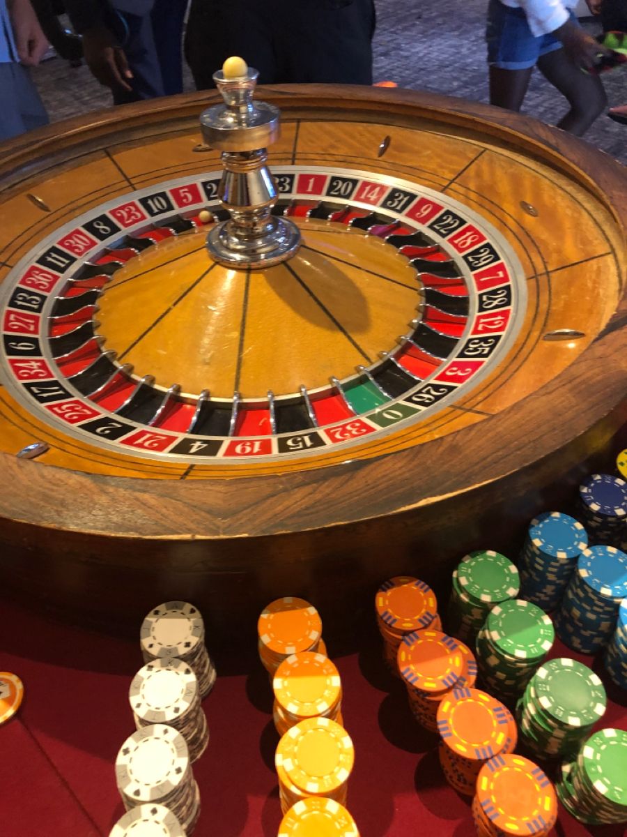 Baccarat 777 کھلاڑیوں کے لیے لائیو کیسینو سیکشن